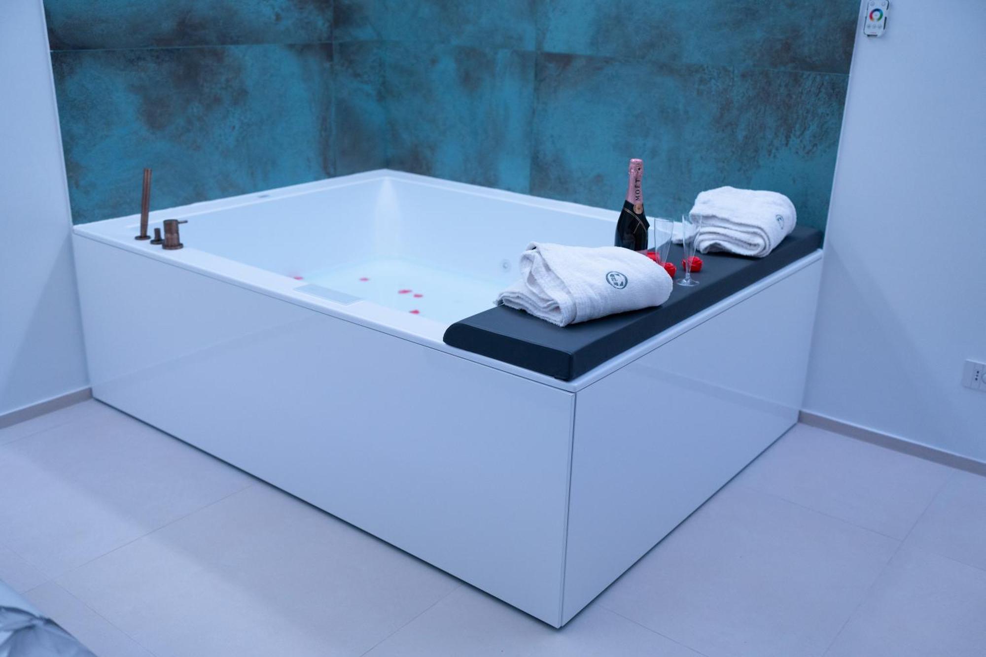 Suite Dreams Luxury 지오비나조 외부 사진